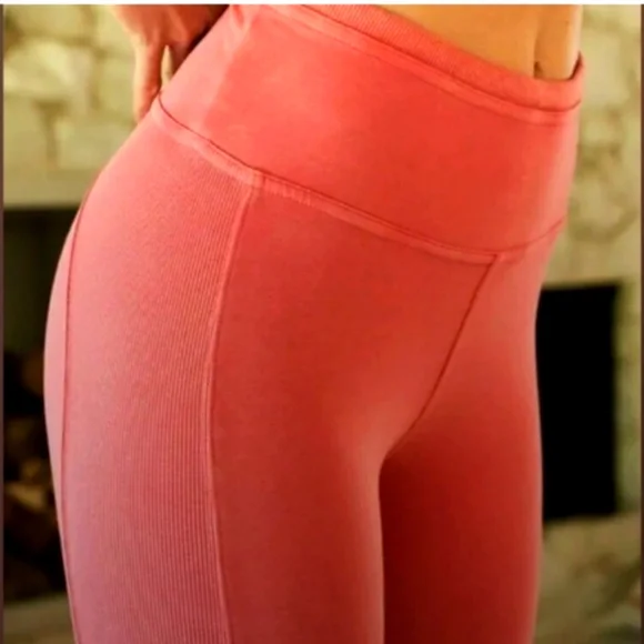 NWT FP Free People Movement Hot Shot Leggings in Flambe - S - Picture 2 of 4